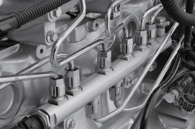 Common-Rail Fuel Injection Common-Rail Fuel Injection